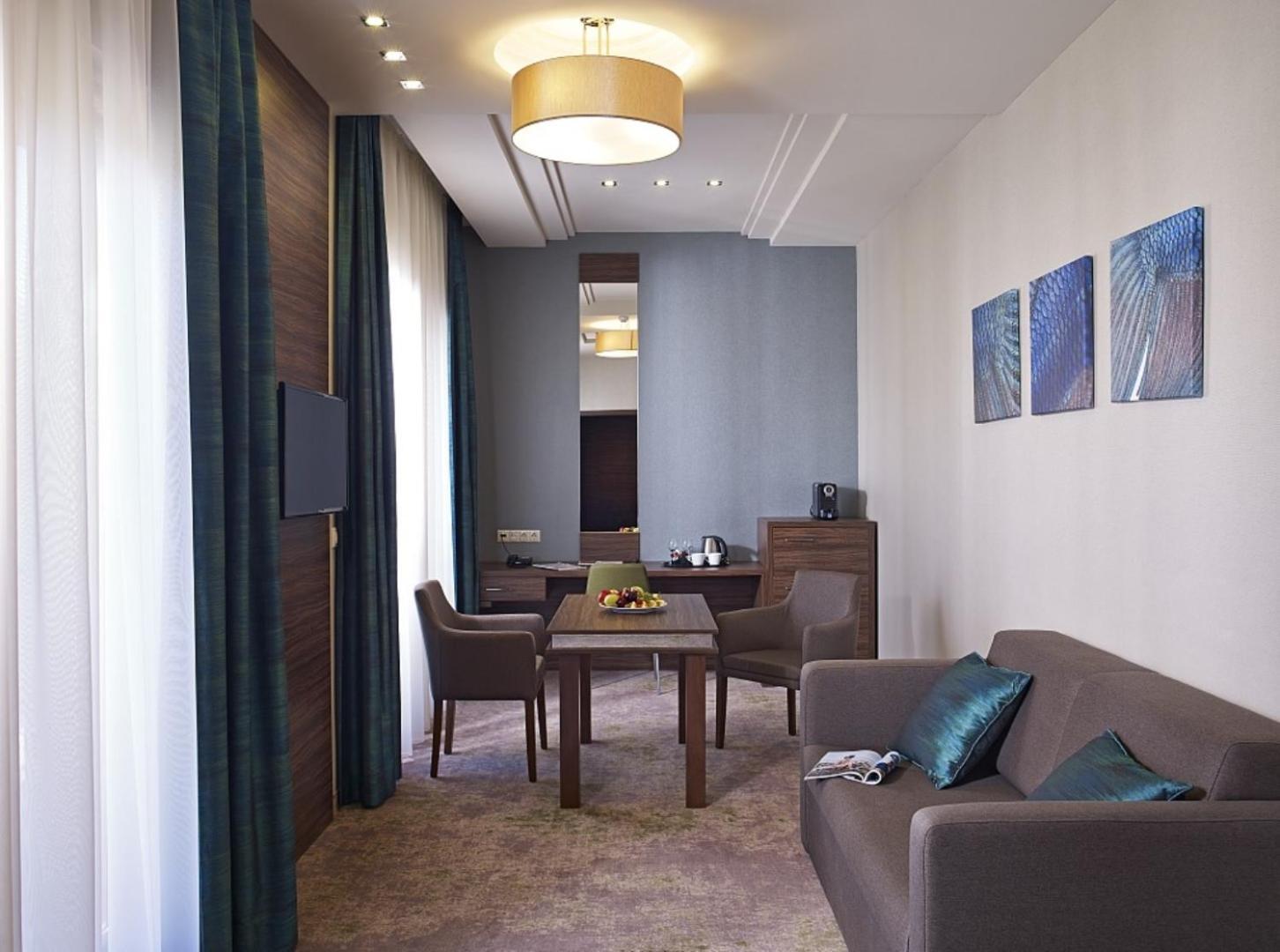 Barack Thermal Hotel And Spa Tiszakécske Eksteriør billede