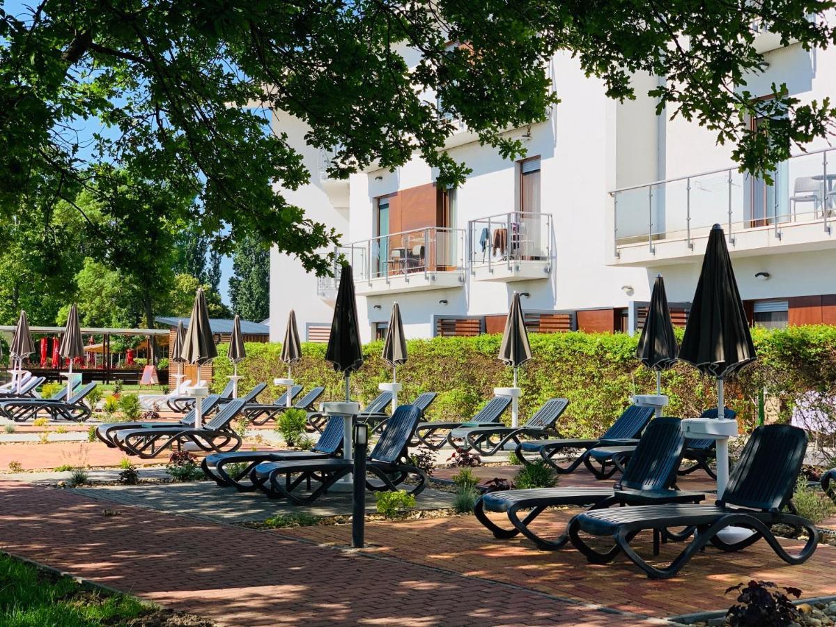 Barack Thermal Hotel And Spa Tiszakécske Eksteriør billede